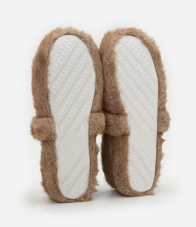 Pantufla Tipo Zapatilla Lisa 4