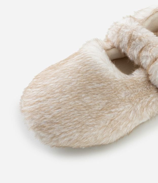 Pantufla Tipo Zapatilla Lisa 5