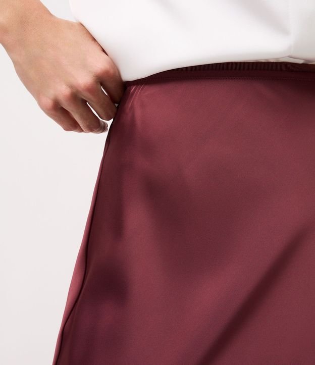 Pollera Slip Larga Satinada con Cintura Elástica 4