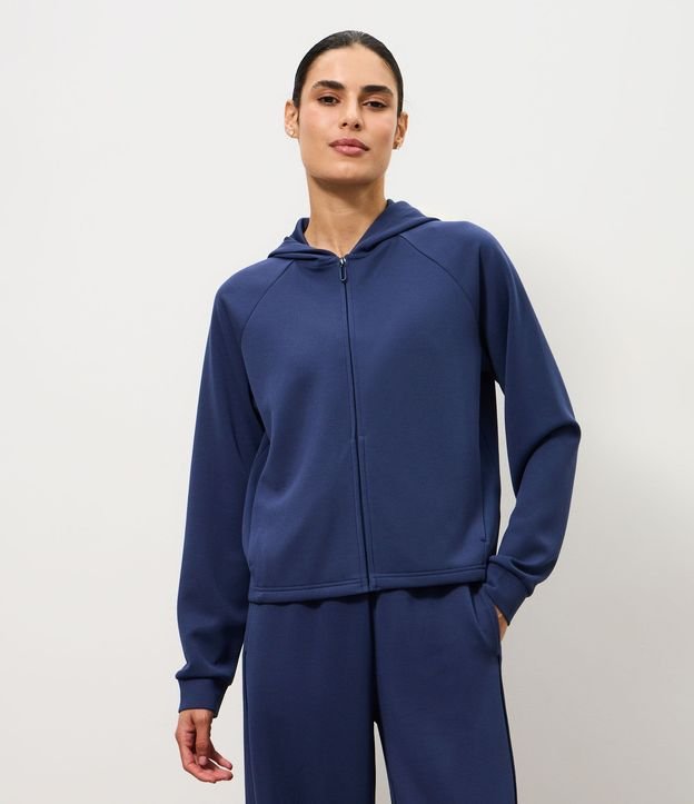 Campera Deportiva en Modal Canelado con Capucha