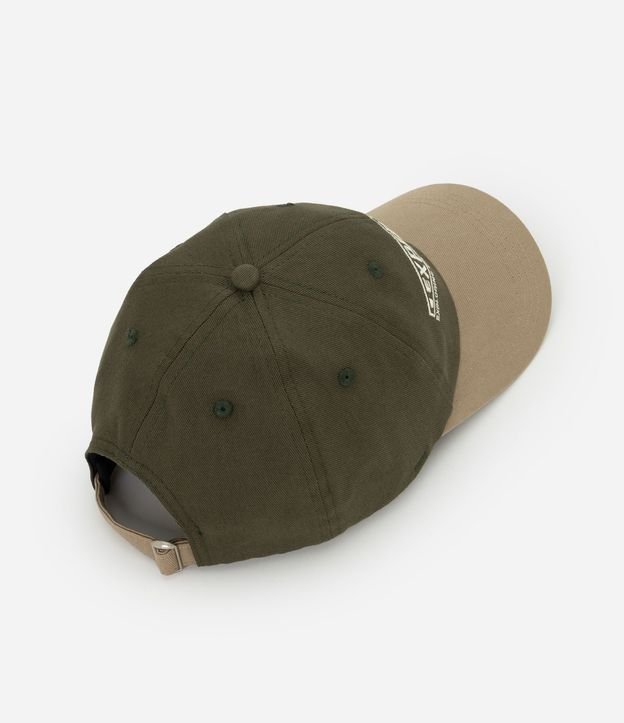 Gorra en Sarga con Estampado Lettering Bordada 7