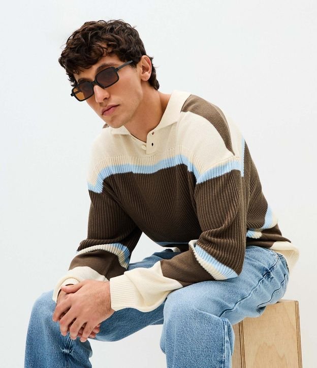 Suéter Masculino Rectilínea Listrado con Cuello Polo 1