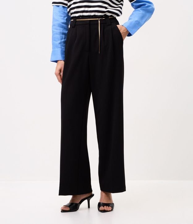Pantalón Wide en Crepé con Cinturón Cadena 3