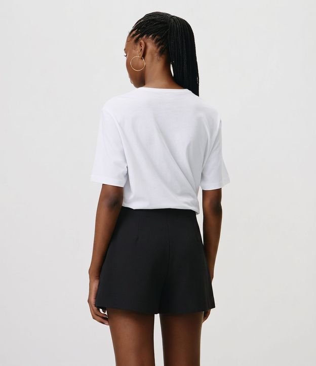 Short Pollera Sastre con Cadena Metálica 4