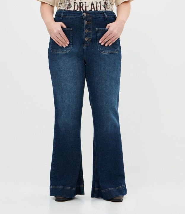 Pantalón Flare en Jeans con Botones Delanteros Curve & Plus Size 2
