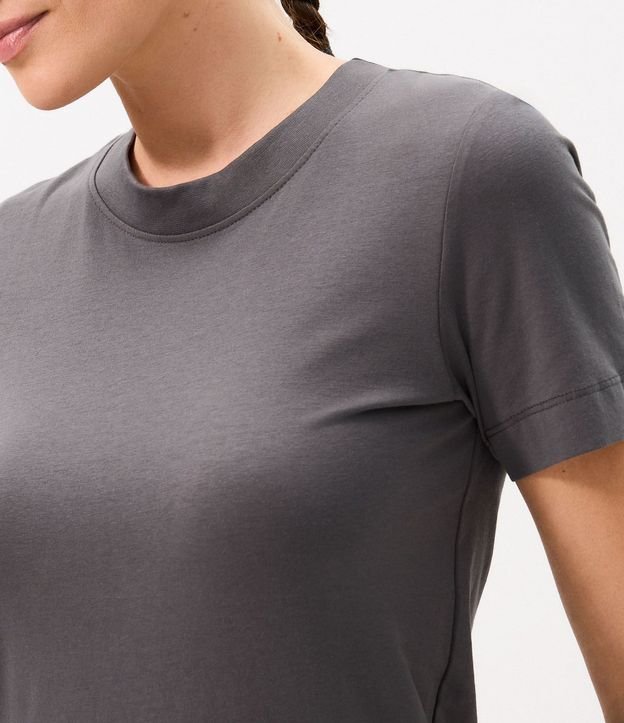 Blusa en Rib con Cuello Redondo 3