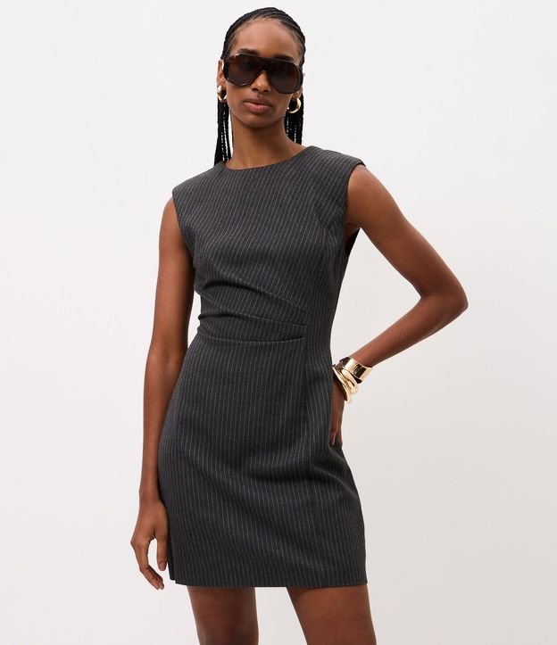 Vestido Corto Listrado con Drapeado Lateral