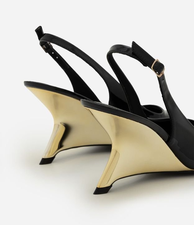 Zapato Slingback en PU con Salto Anabela Cromado 5