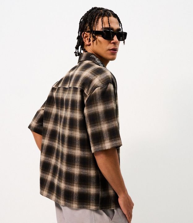 Camisa de Cuadros Boxy con Lettering 4