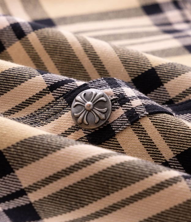 Camisa Oversized de Cuadros con Estampa en Las Mangas 6