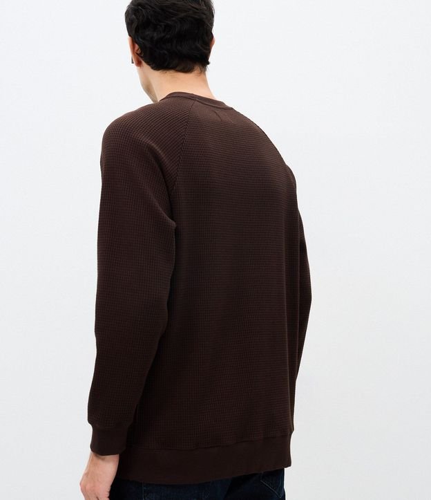 Buzo Masculino Waffle en Algodón con Cuello Redondo 3