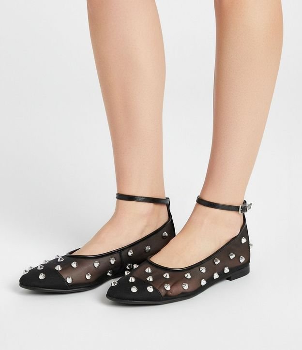 Zapatilla de Tela con Puntera Cuadrada y Aplicación de Piedritas 2