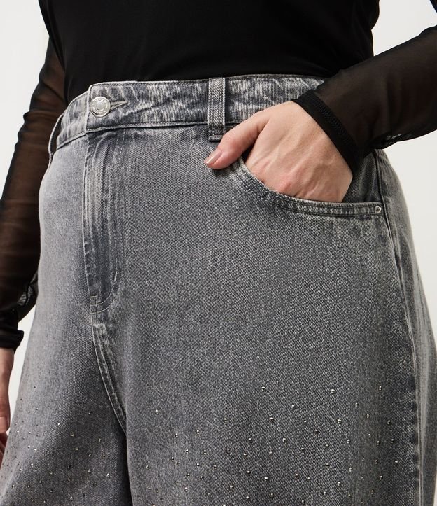 Pantalón de Jean Recto Cinza con Brillos Curve & Plus Size 3