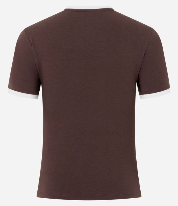 Remera New T-shirt con Lettering Latina y Detalles Contrastantes 7