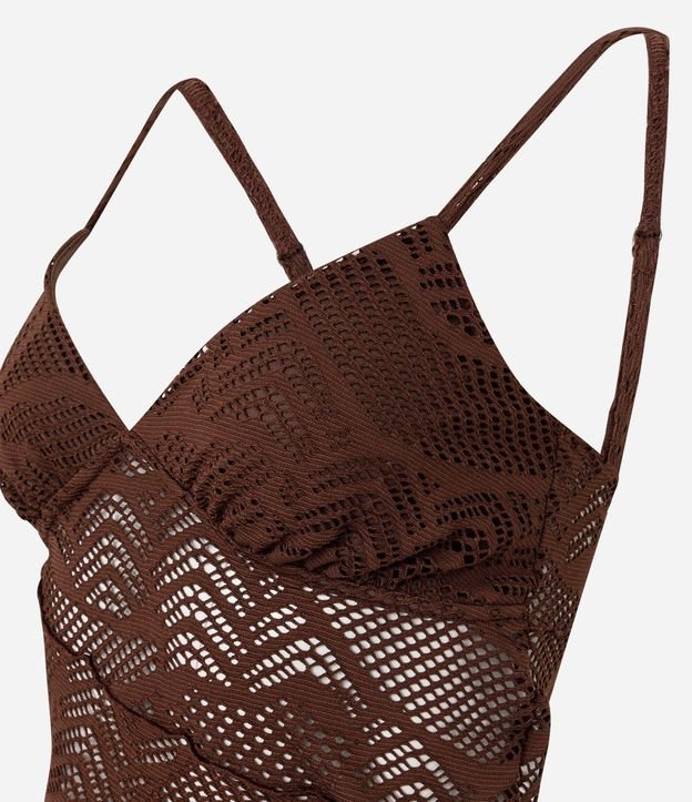 Blusa en encaje Texturizada con Breteles Finos y Ruedo Asimétrico 6