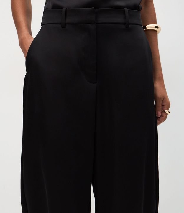 Pantalón Wide Leg Satinada con Trabillas en la Cintura 4