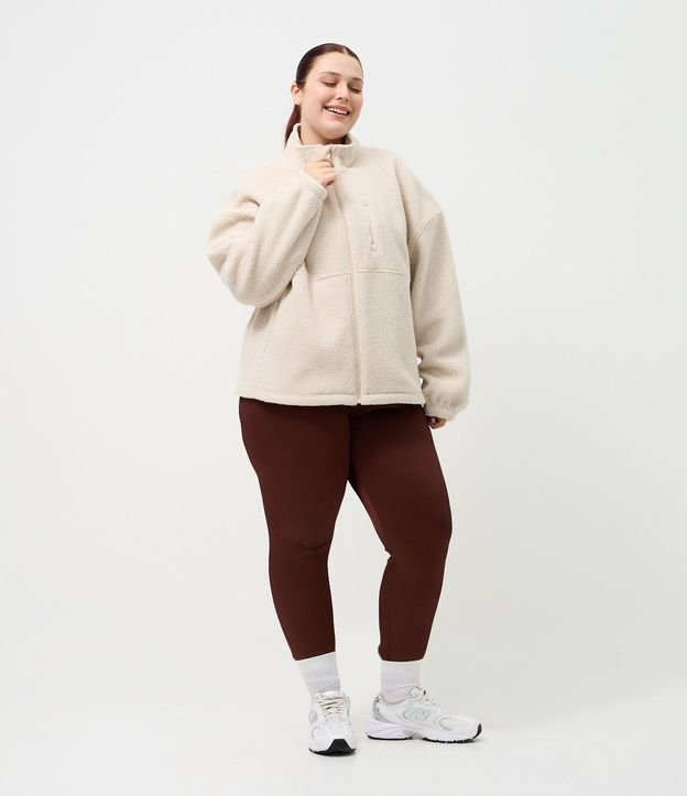 Campera Deportiva en Sherpa con Cuello Alto Curve & Plus Size 2