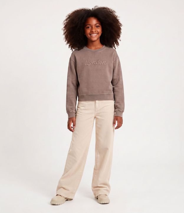 Buzo Infantil Relaxed con Lettering Bordado – Talle 7 a 16 años 1
