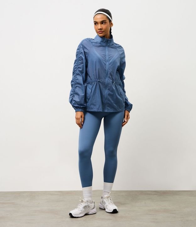 Campera Parka Deportiva con Fruncido Lateral 6