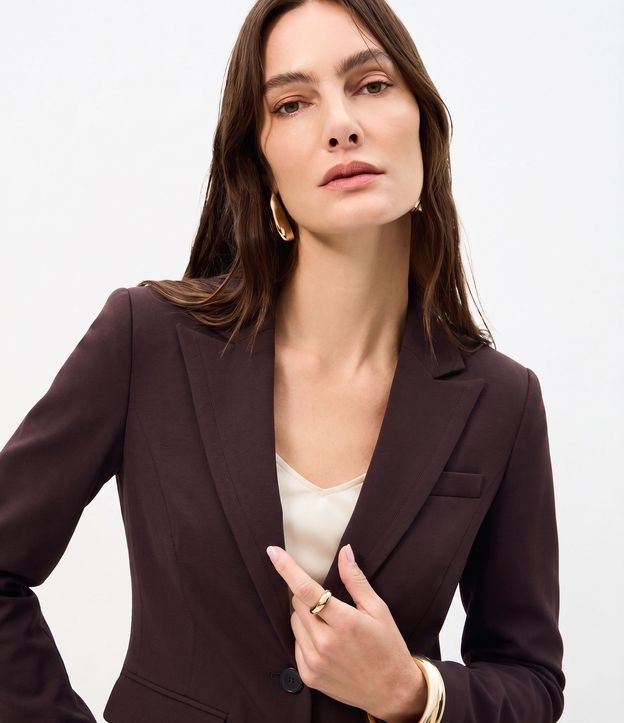 Blazer Acinturado en Punto Roma con Cuello Solapa 3