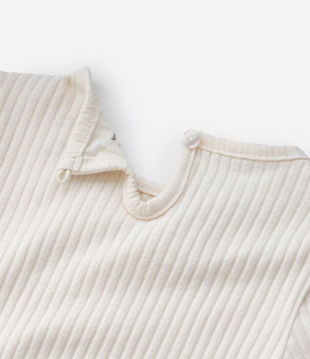 Blusa Infantil Acanalada con Volado en el Cuello – Talle 1 a 5/6 años 6