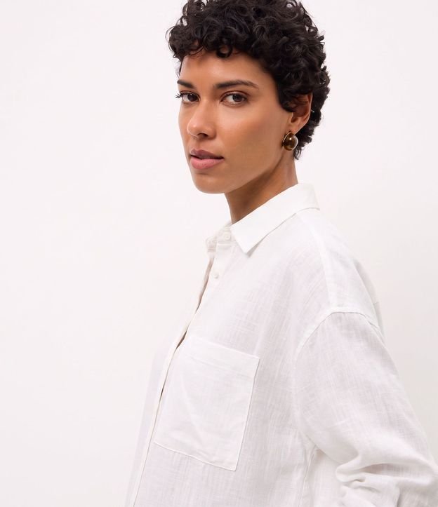 Camisa Oversized en Viscolino con Puños Ajustados 2
