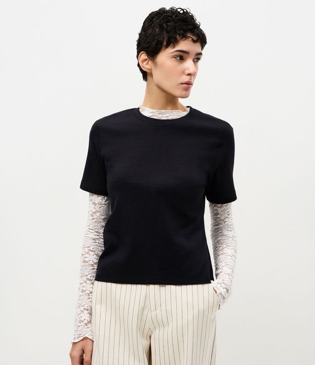 Blusa Básica con Manga Corta y Cuello Redondo 2