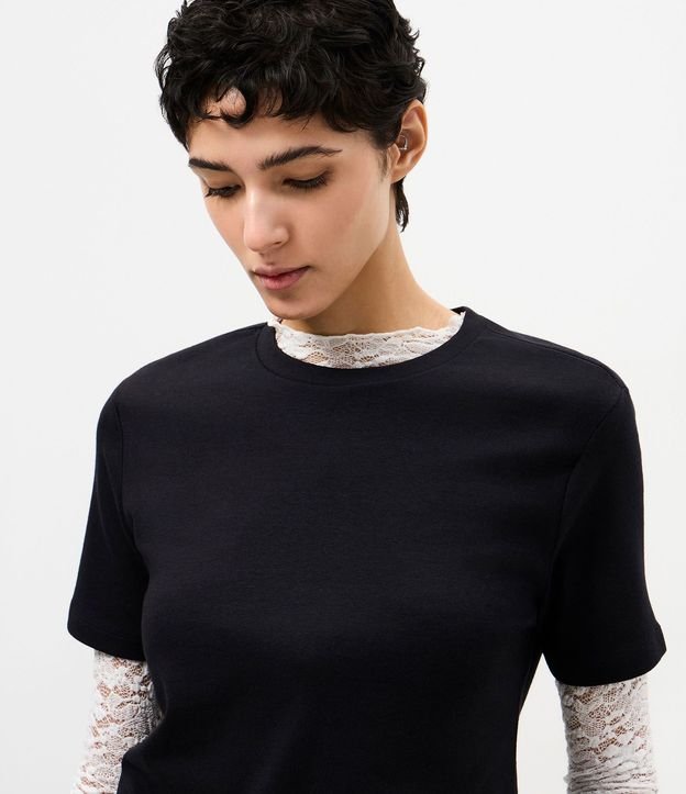 Blusa Básica con Manga Corta y Cuello Redondo 4