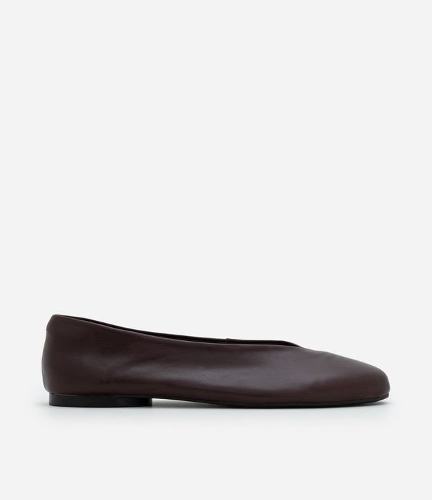 Zapatilla en Cuero con Punta Redonda
