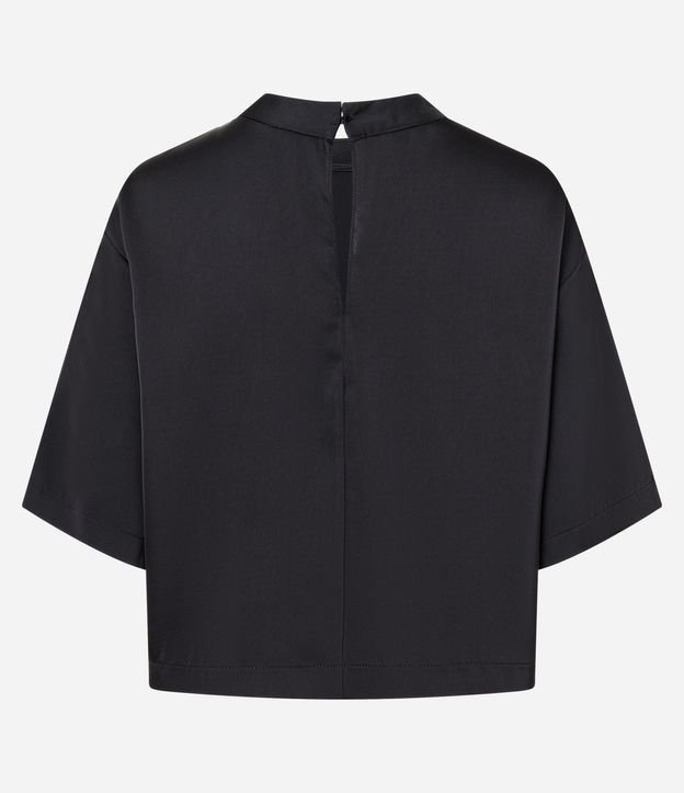 Blusa Satinada con Cuello Alto y Mangas Cortas 6