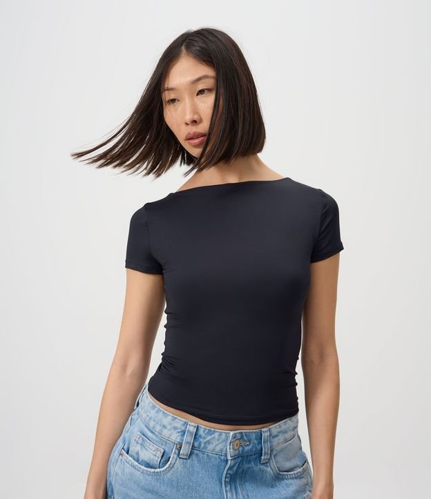 Blusa Regular en Poliamida con Escote Bote 1
