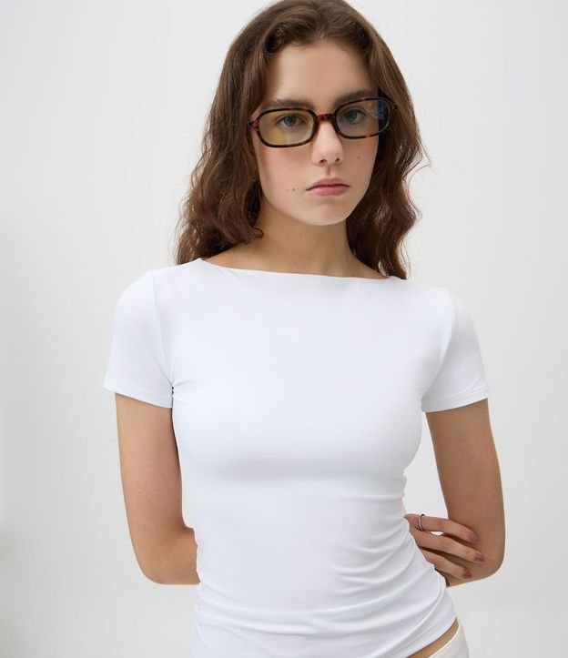Blusa Regular en Poliamida con Escote Bote 4