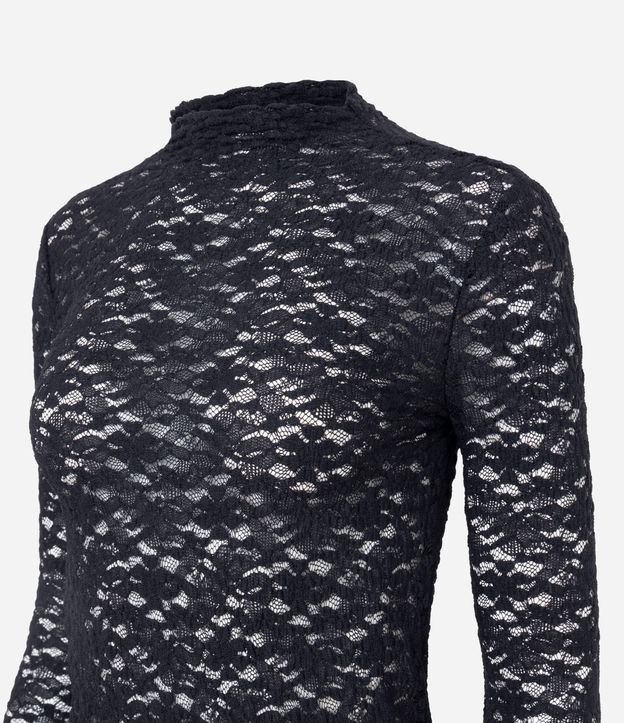 Blusa Justa en Encaje con Manga Larga 6