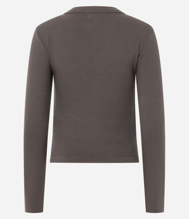 Blusa Básica Acanalada en Rib con Cuello Redondo 7
