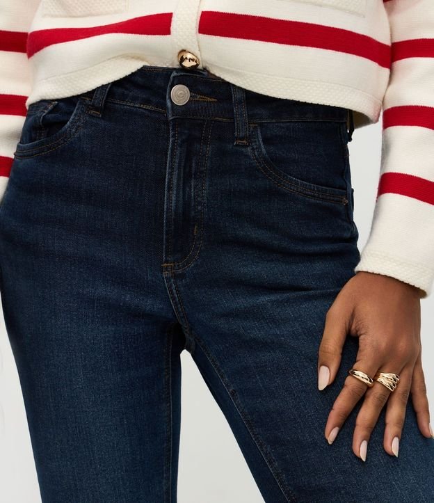 Pantalón Flare Jeans con Bolsillos Funcionales 4