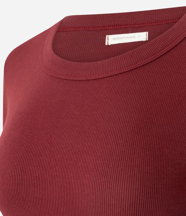 Blusa Básica Acanalada en Rib con Cuello Redondo 3