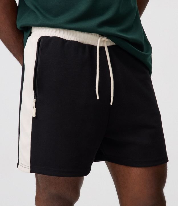 Bermuda Deportiva Dry con Cintura Contrastante 2
