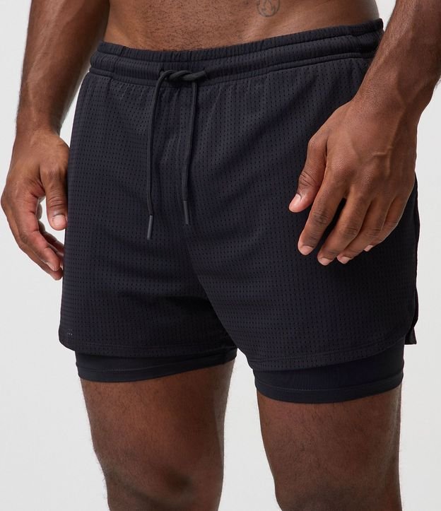 Bermuda Deportiva en Poliamida con Short Compresión 2