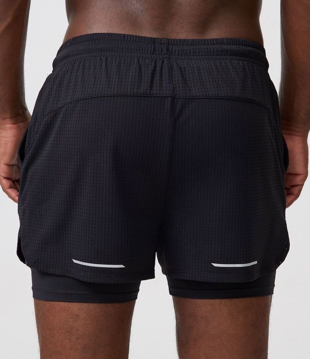Bermuda Deportiva en Poliamida con Short Compresión 3