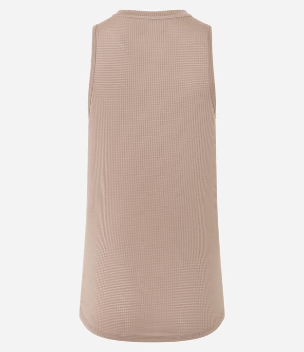 Musculosa Deportiva en Microfibra Texturizada y Bajo Redondeado 7
