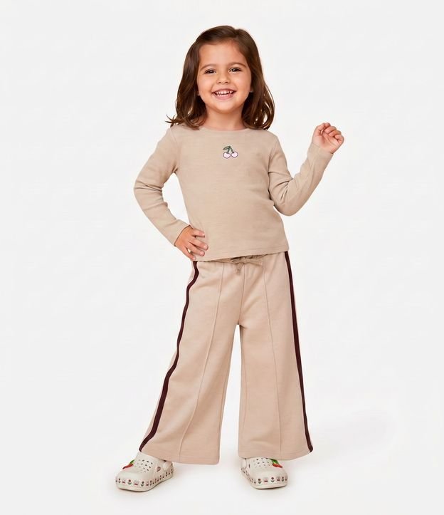 Remera Infantil en Rib con Bordado Cereza – Talle 1 a 6 años 1