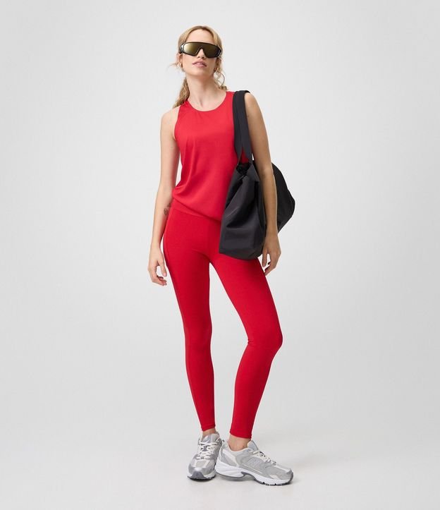 Musculosa Deportiva en Microfibra con Respirabilidad 2