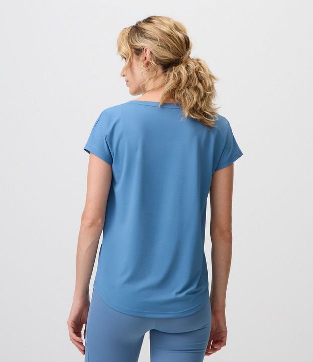 Remera Deportiva en Microfibra Texturizada 3