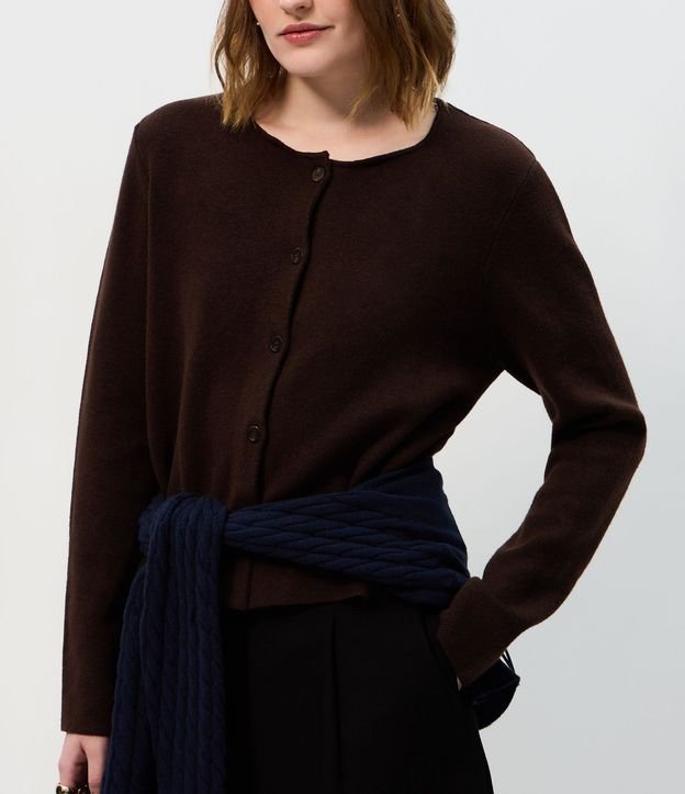 Cardigan Femenino Corto en Tricot con Botones 5