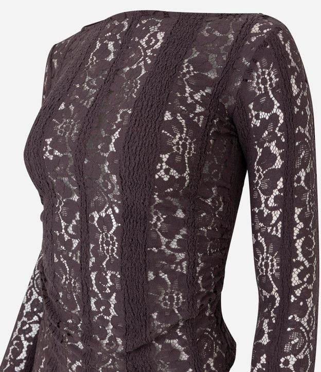 Blusa Asimétrica Manga Larga en Encaje con Fruncido Lateral 6