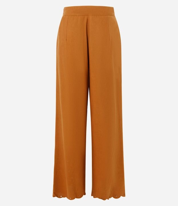 Pantalón Pantacourt en Laise con Bordado Cutout en el Bajo 8