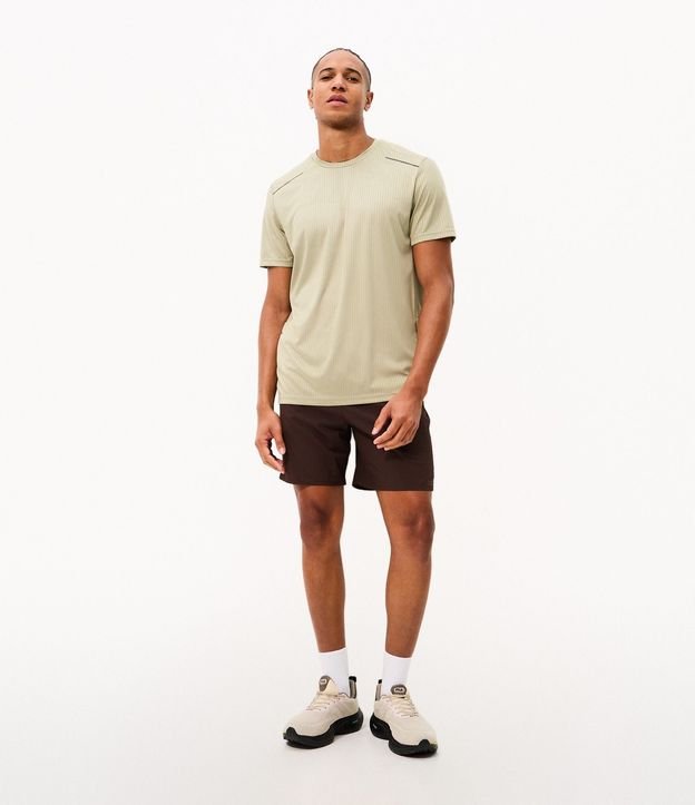 Remera Deportiva Regular con Tecnologia Dry 2