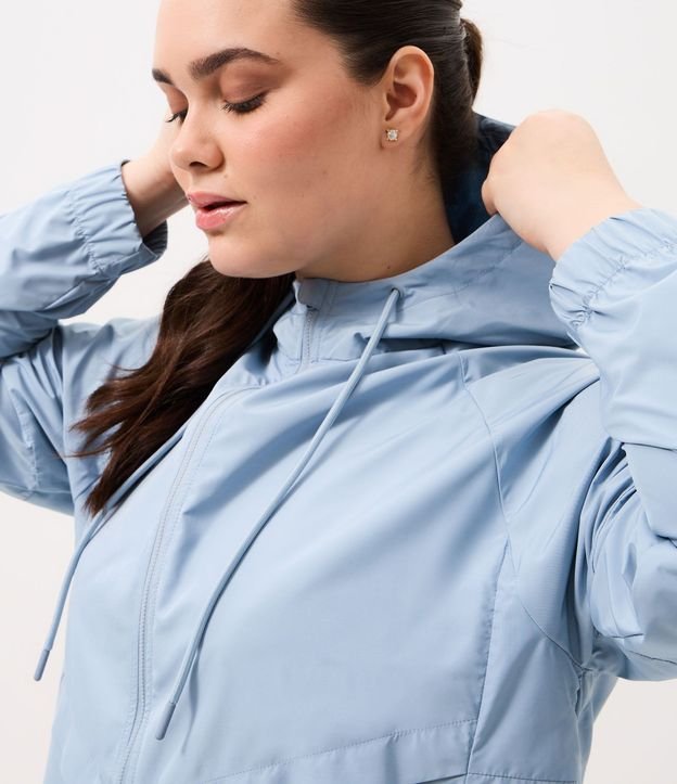 Campera Corta-Vento con Capucha y Cremallera Curve & Plus Size 4