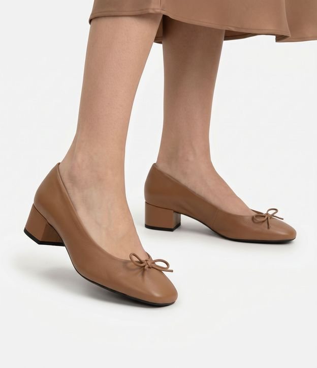 Zapato Muñeca en Cuero con Salto Bloco
