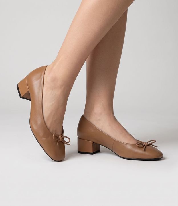 Zapato Muñeca en Cuero con Salto Bloco 2